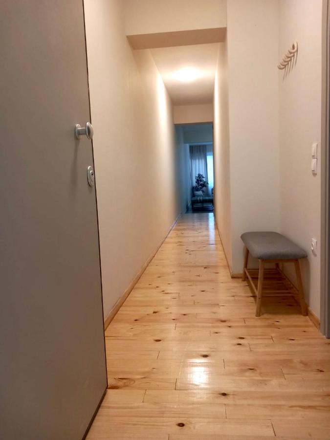 Specious Flat In Thessalonikiアパートホテル エクステリア 写真