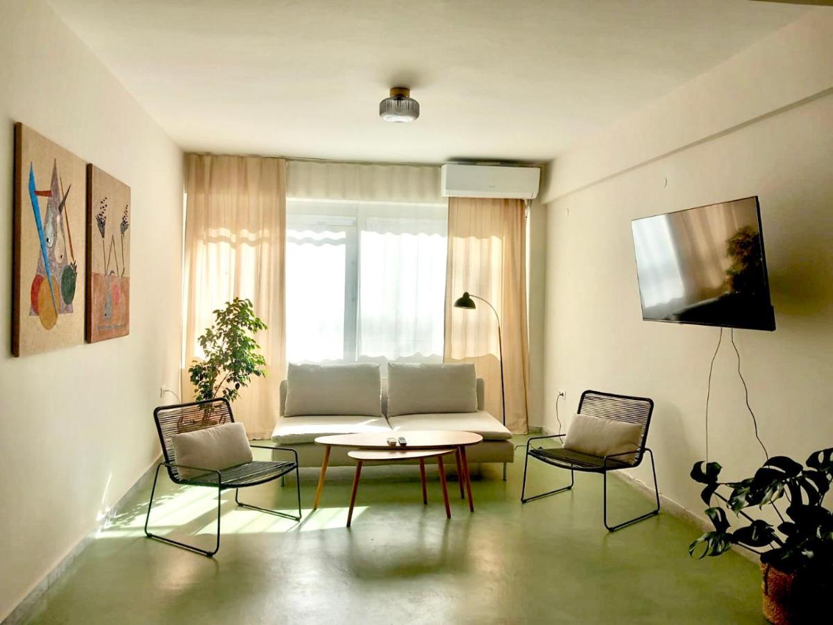 Specious Flat In Thessalonikiアパートホテル エクステリア 写真